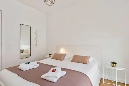 Apartment Huswell - New Near The With Stunning Seaview