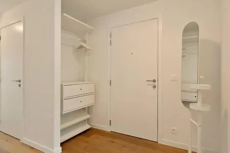 Huswell - New Near The With Stunning Seaview Apartamento *