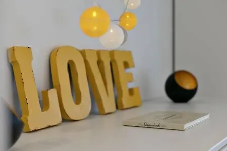 Huswell - New Near The With Stunning Seaview Apartamento Ostende