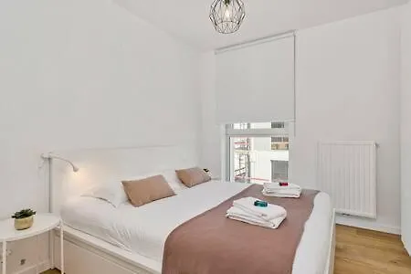 Huswell - New Near The With Stunning Seaview Apartamento